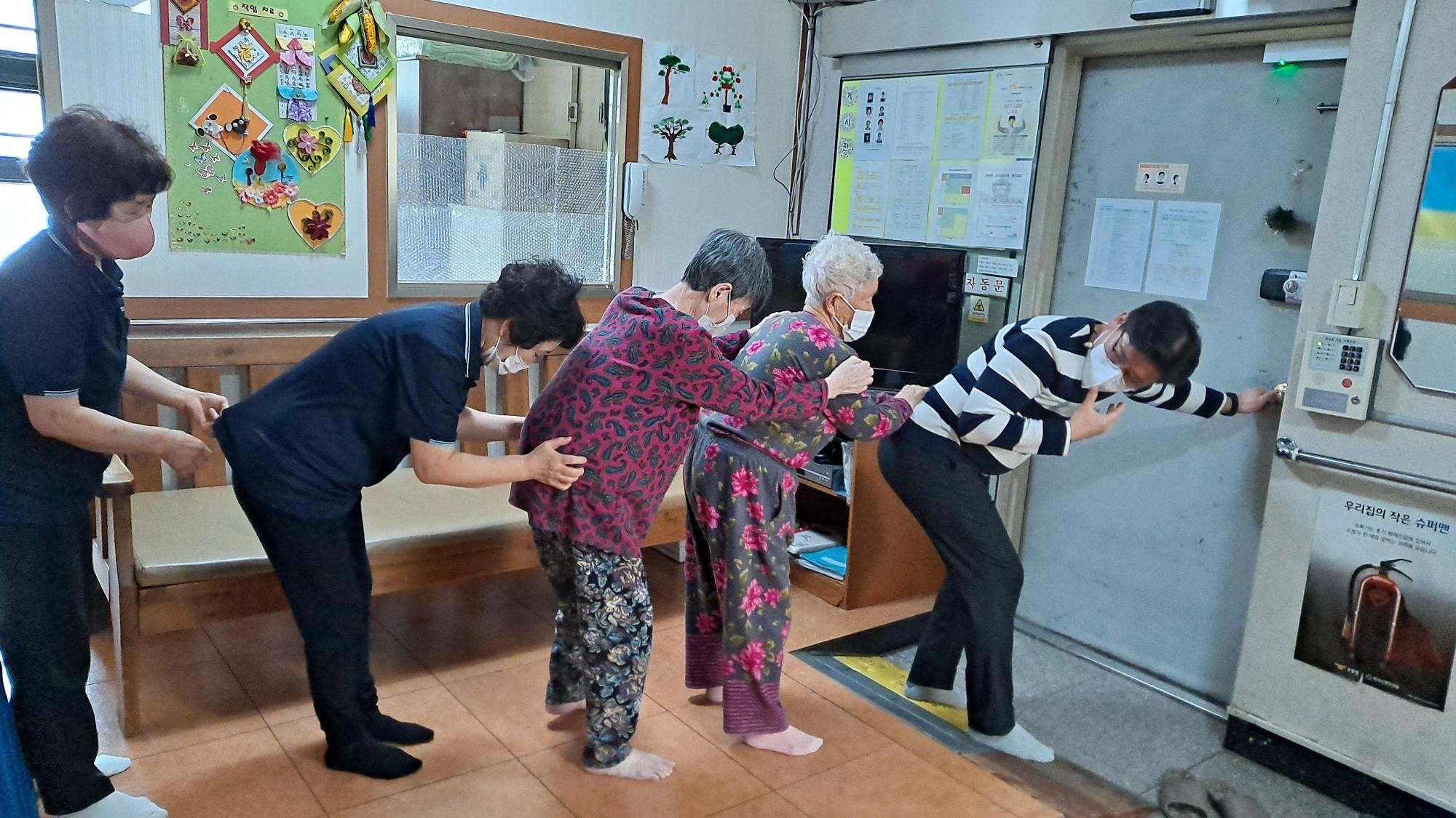 센터 이미지