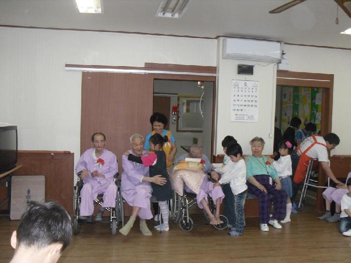 센터 이미지