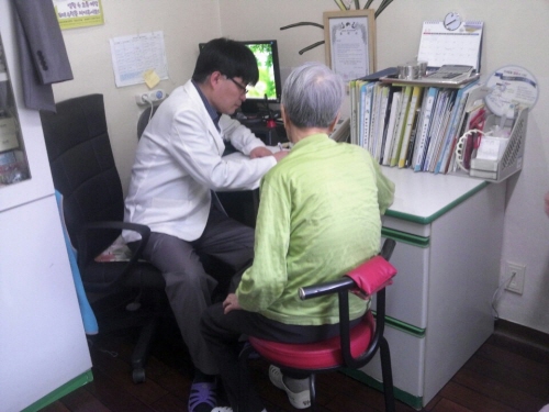 센터 이미지