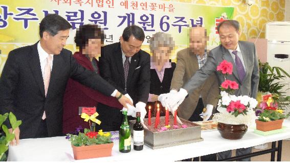 센터 이미지